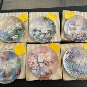 Lena Liu "On Wings of Snow" 6 Collector Plates -  Series Multicolor Bird Theme